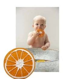 Oli & Carol Clementino-Orange von Oli&Carol- Beißspielzeug Und Badespielzeug|Essen / Food