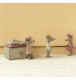 Maileg Little Miss Mouse in ihrem Tagesbett- Puppenhaus Und Mäusehaus|Mädchen